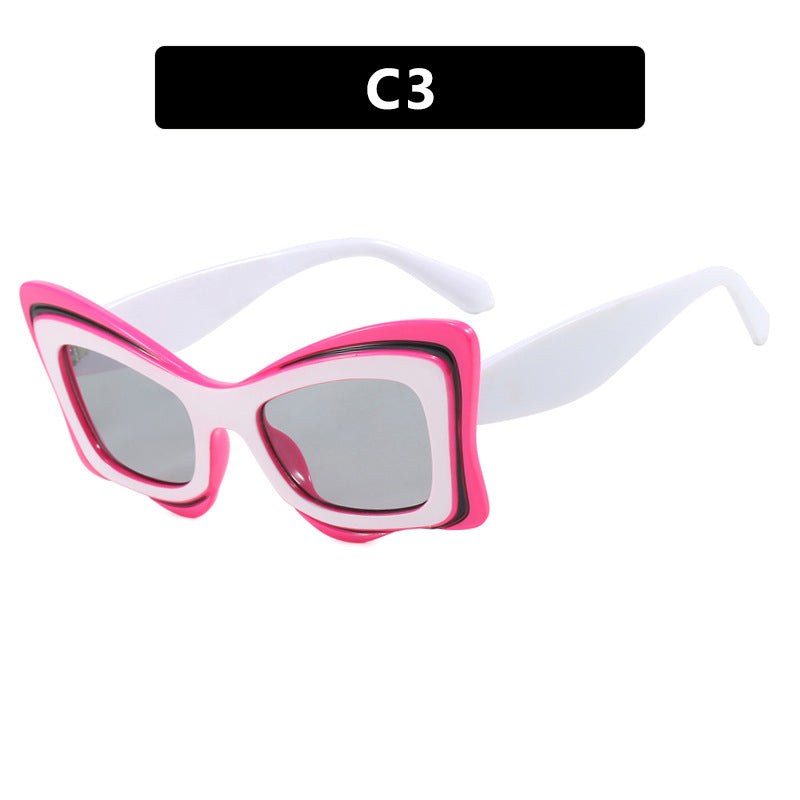Dame oversized solbrille i ekstravagant design Skanto