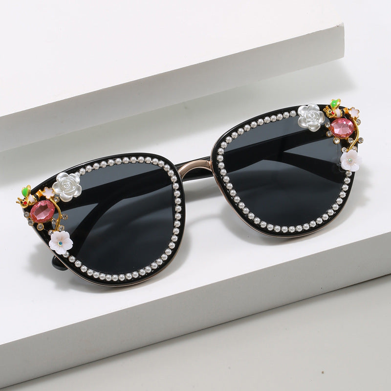 Dame Glamourøse Cat-Eye Solbriller med florale dekorasjoner Skanto