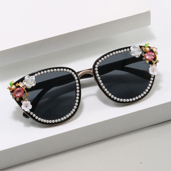 Dame Glamourøse Cat-Eye Solbriller med florale dekorasjoner Skanto