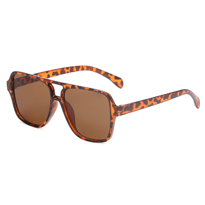 Dame kvadratisk solbrille med elegant overgangsramme Skanto