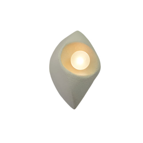 Skanto | Vegglampe laget av polystyren i Wabi-Sabi stil