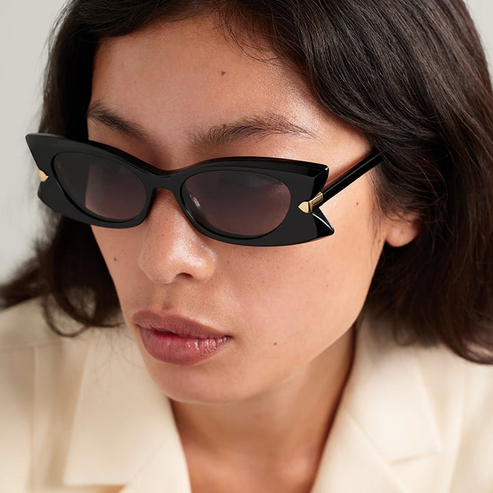 Dame Cat-Eye Solbrille med stilfull metalldetalj og UV-beskyttelse Skanto
