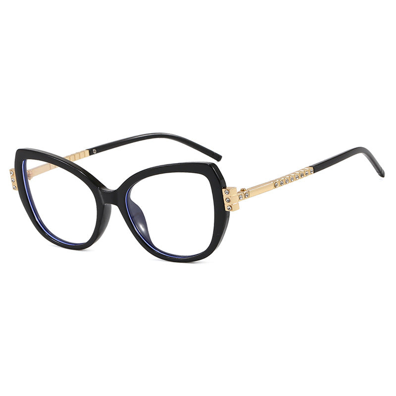 Dame oversized solbrille med beskyttende UV-filter og elegante aksenter Skanto