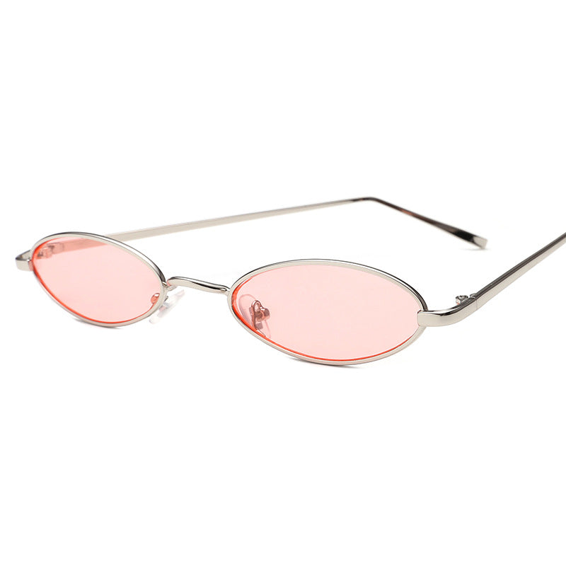 Dame elegant solbrille i oval metallramme Skanto
