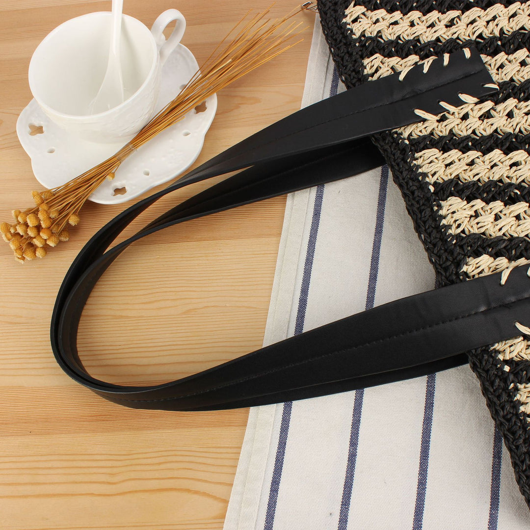 Tote bag with modern stripe pattern made of woven natural material Skanto