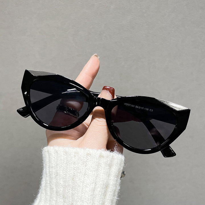 Dame moter Cat-Eye solbrille med glitrende detaljer Skanto