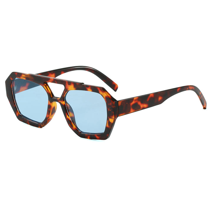 Dame geometrisk solbrille i ekstravagant design Skanto