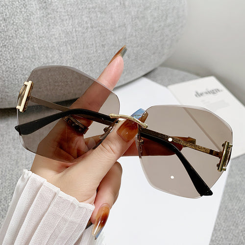 Dame futuristisk kvadrat solbrille Skanto