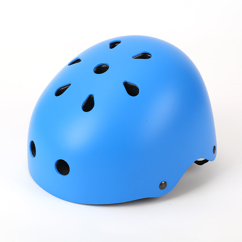 Beskyttende skatehjelm og pads sett Skanto