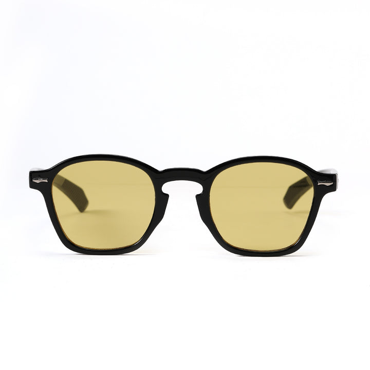Dame moteriktig solbrille med innovativt design og matt plastikkramme Skanto