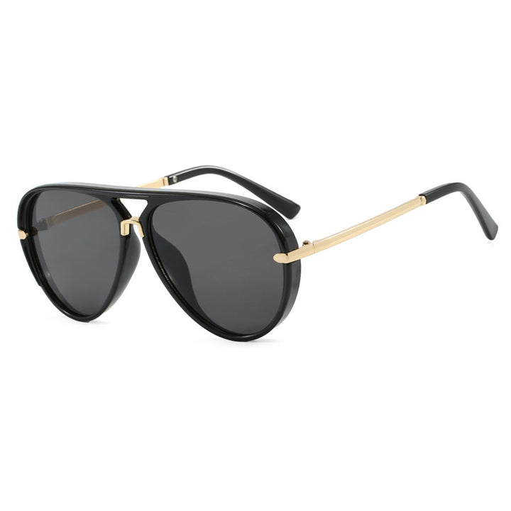 Dame moteriktig piloten solbrille med elegante metallakenter Skanto