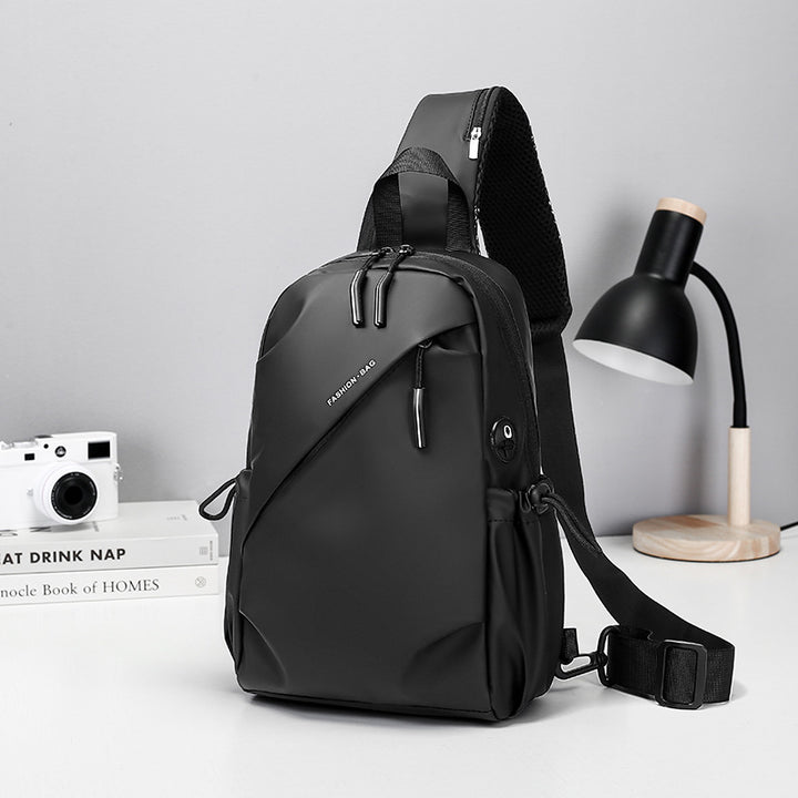 Slingveske med vanntett materiale og innovativt design Skanto