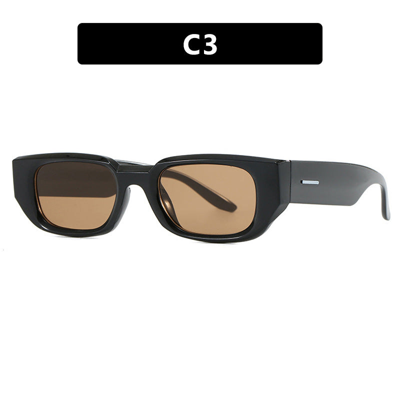 Dame trendy solbriller med innovativ, transparent ramme og polarisert glass Skanto