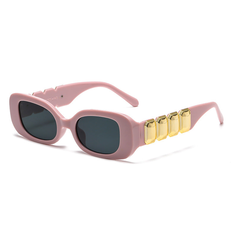 Dame mote solbrille med glamorøs ramme Skanto