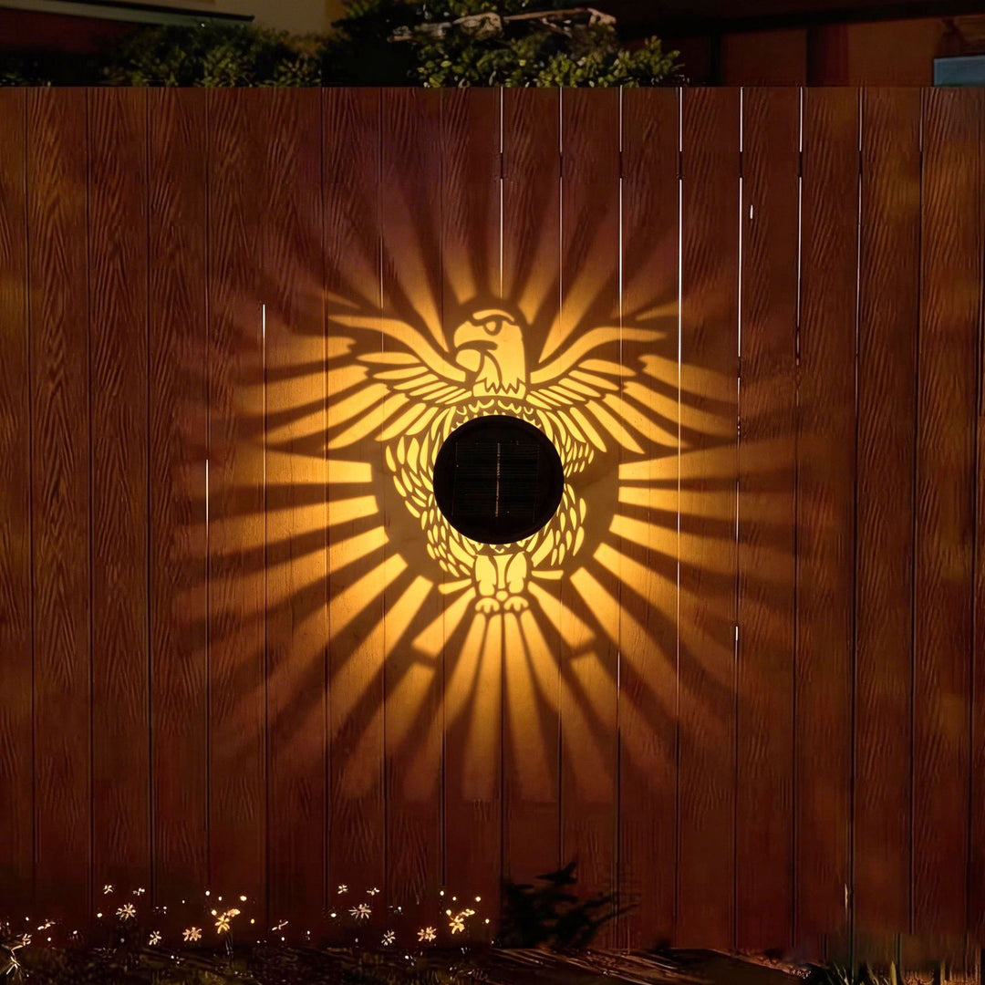 Solarlampe med intrikate mandala utskjæringer og varm LED spotlight Skanto
