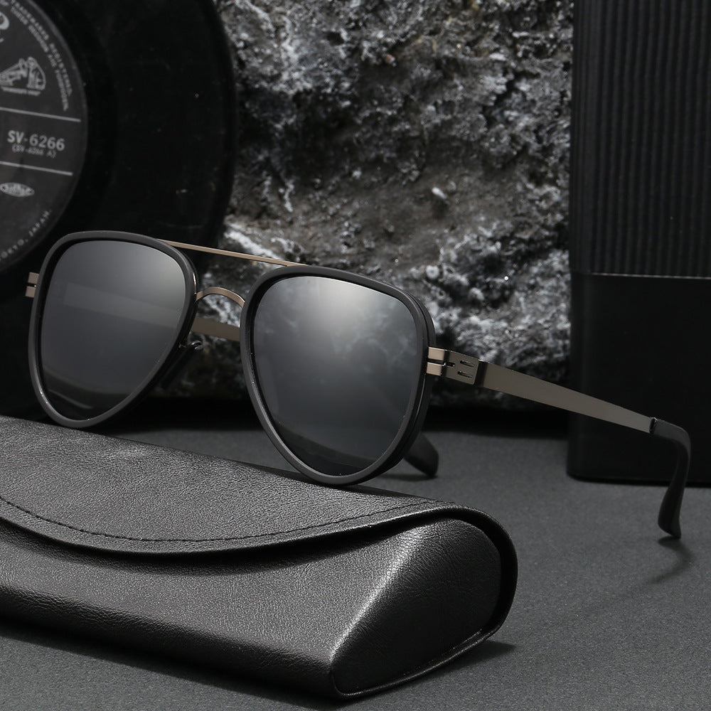 Dame Aviator-solbriller med robust metallramme og polariserte linser Skanto
