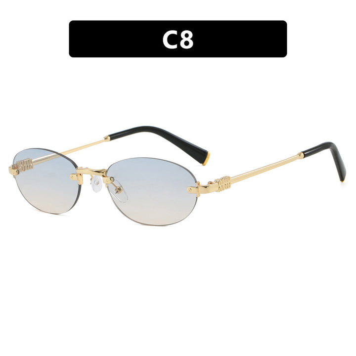 Dame moterimessig solbrille med oval ramme og elegante aksenter Skanto