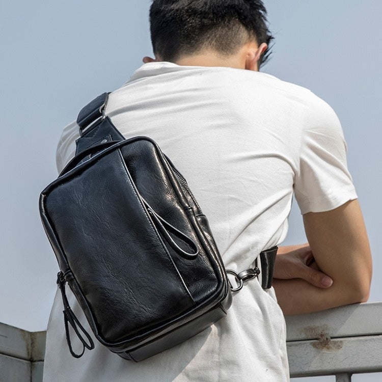 Kompakt crossover bag laget av høy kvalitet lær Skanto