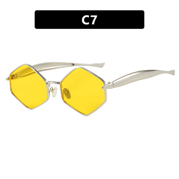 Dame hexagonal solbrille med elegant metallramme og UV-beskyttelse Skanto