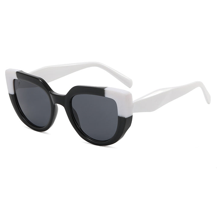 Dame moterik oversized solbriller med unikt design Skanto