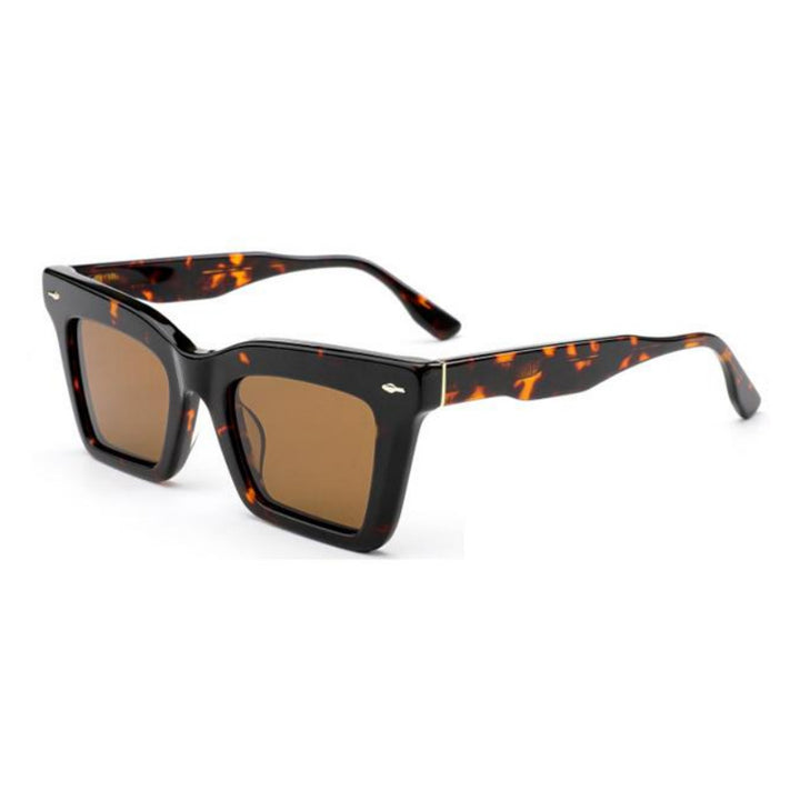 Dame firkantet solbrille med trendy design Skanto