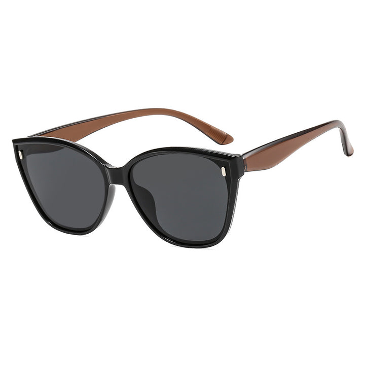 Dame Cat-Eye solbriller med beskyttende UV-filter og stilfull ramme Skanto