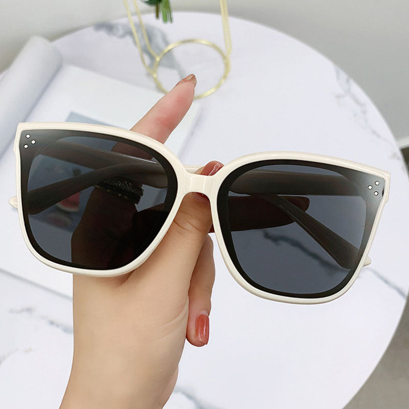 Dame Cat-Eye solbriller i elegant og moderne design Skanto