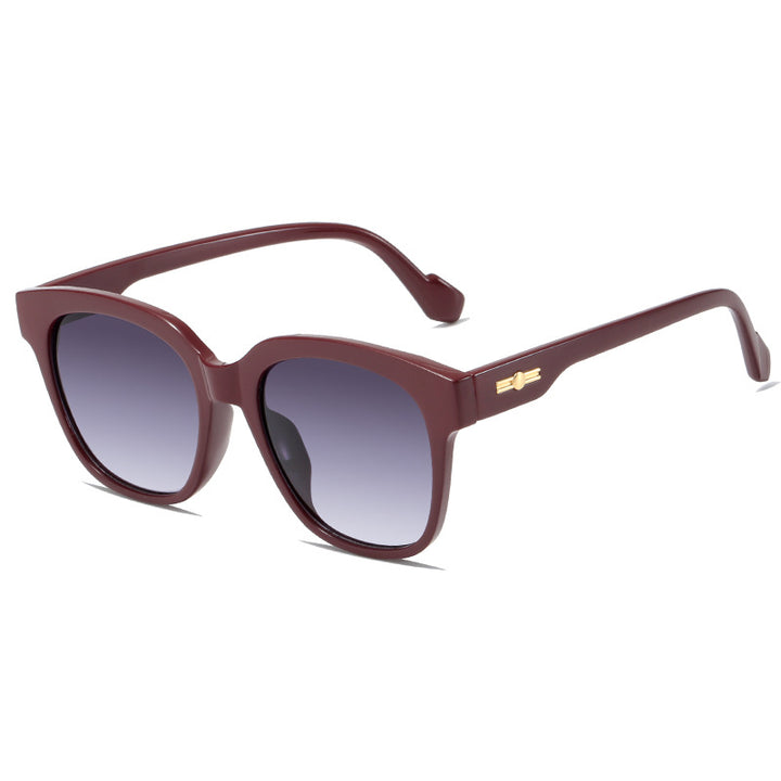 Damer klassisk solbrille med moderne oversized ramme Skanto
