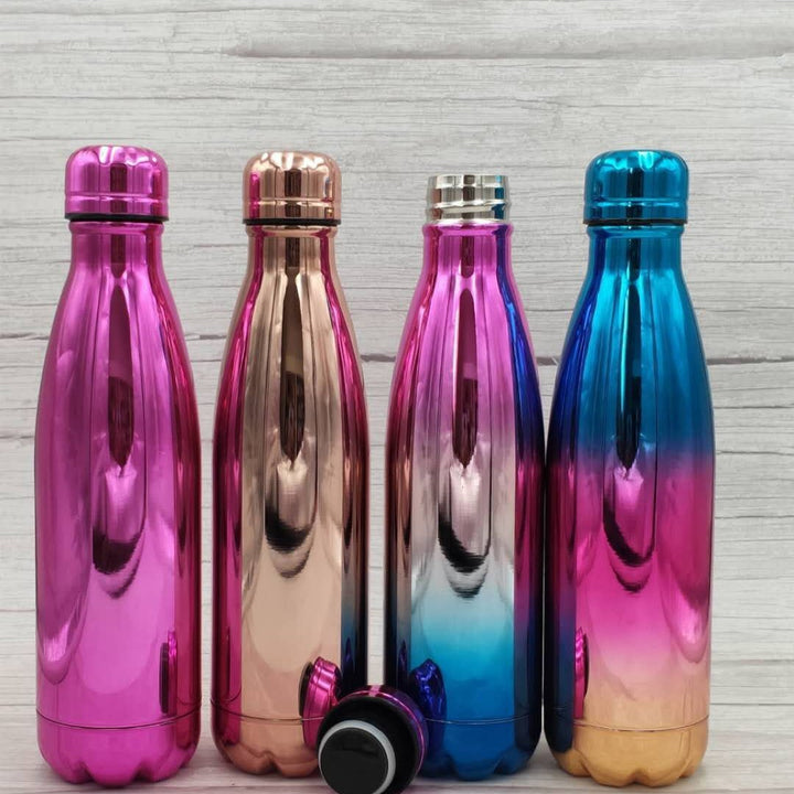 Dame Isolert Flaske med Elegant Pop-Art Overflate Skanto
