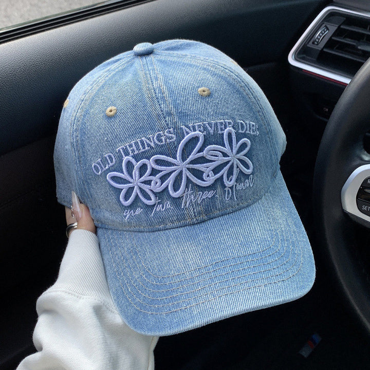Kvinnens broderte denim caps Skanto