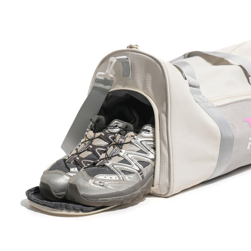Sporty weekend bag with multifunctional compartments and adjustable shoulder strap Skanto