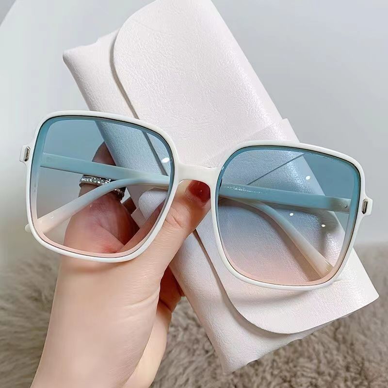 Dame kvadratisk oversized solbrille med integrert UV-beskyttelse Skanto
