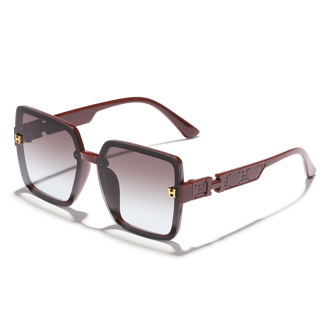 Dame oversized moteriktig solbrille med elegant fargeovergang Skanto