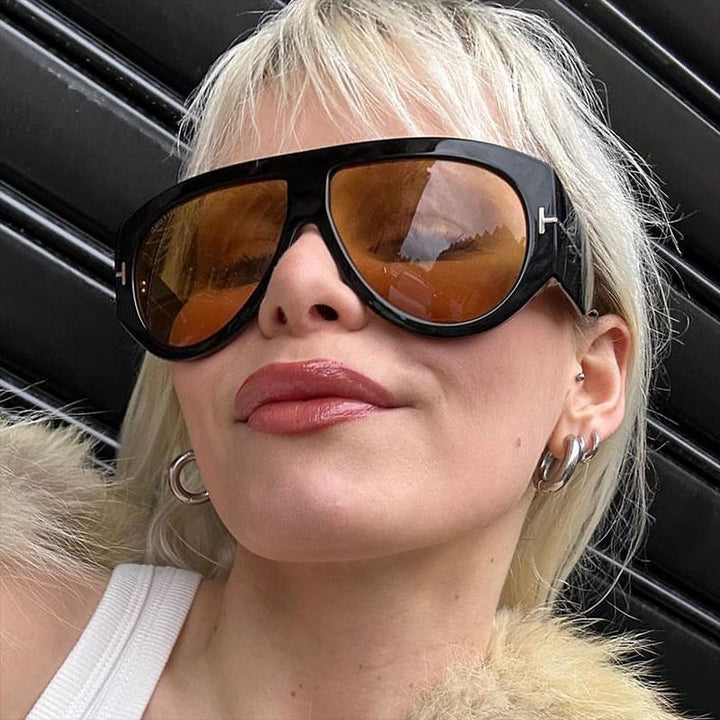 Dame moteriktig oversized solbriller i retrostil Skanto