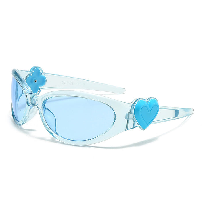 Dame moteriktig solbrille i stilfullt hjerte-design Skanto