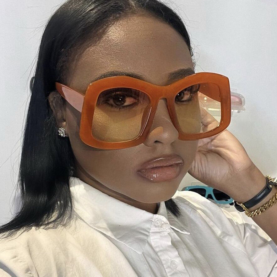 Damer stor solbrille med moteriktig design og UV-beskyttelse Skanto