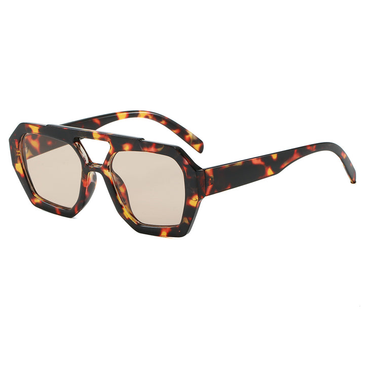 Dame geometrisk solbrille i ekstravagant design Skanto