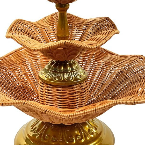 Damer elegant Tablettstativ laget av flettet materiale Skanto