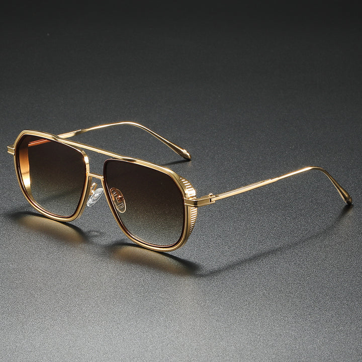 Dame Elegant solbrille med kantet metallramme Skanto