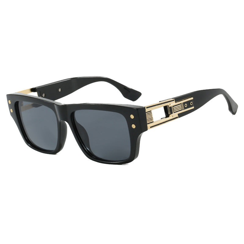 Dame moterik kvadratisk solbrille med elegant gyllen dekorasjon Skanto