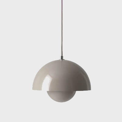Skandinavisk pendellampe – Elegant, en-armet, halvsirkelformet lampe for stue og soverom
