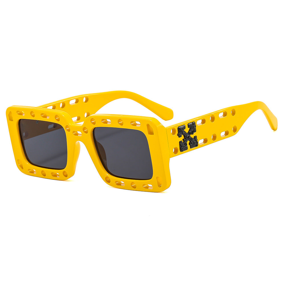 Dame Modische Solbrille med unik design Skanto