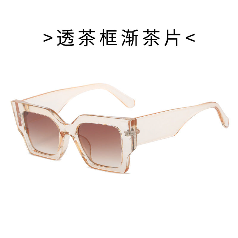 Dame Modisquadrat solbrille med bred ramme og UV-beskyttelse Skanto