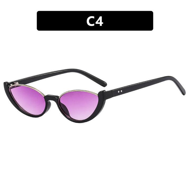 Dame Cat-Eye solbriller med speilte glass og elegant ramme Skanto