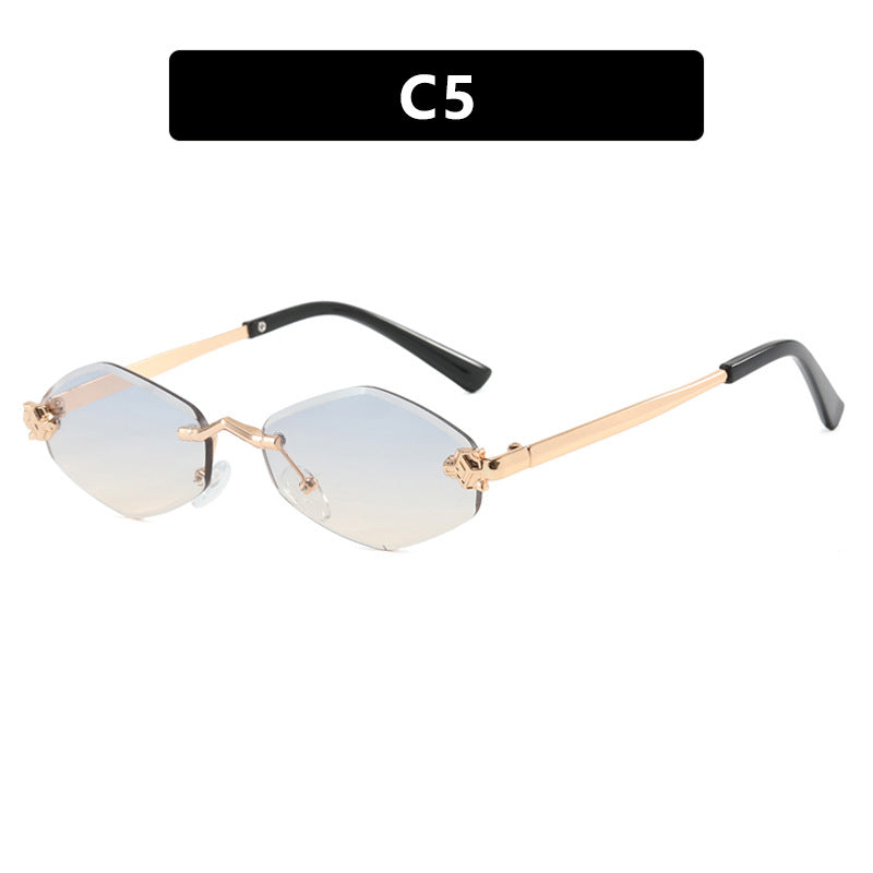 Dame geometrisk solbrille med dobbelt metallramme og beskyttende linser Skanto