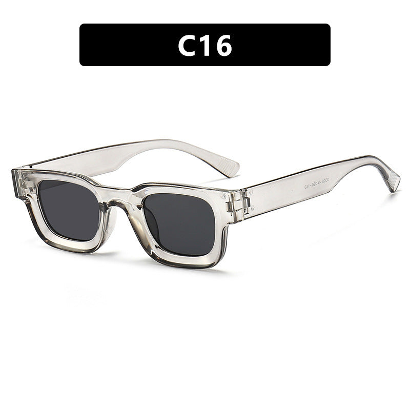Dame moteriktig solbrille i elegant, kantet design Skanto