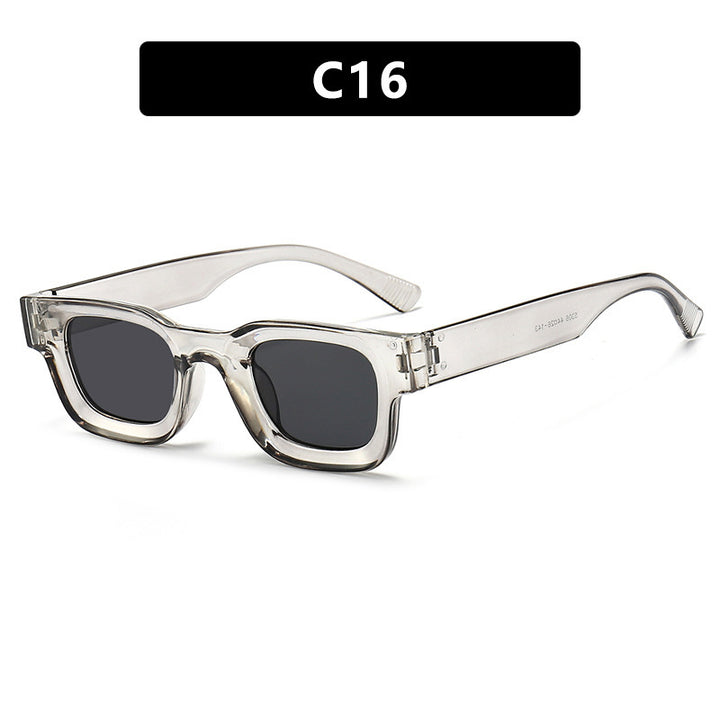 Dame moteriktig solbrille i elegant, kantet design Skanto