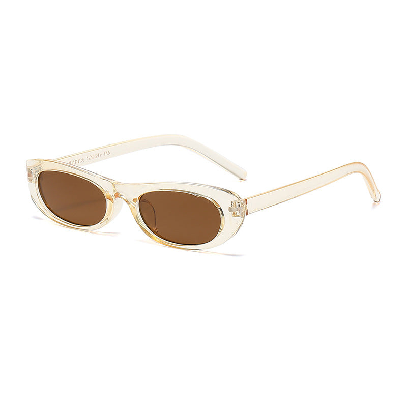 Dame moteriktig solbrille i elegant cat-eye stil Skanto