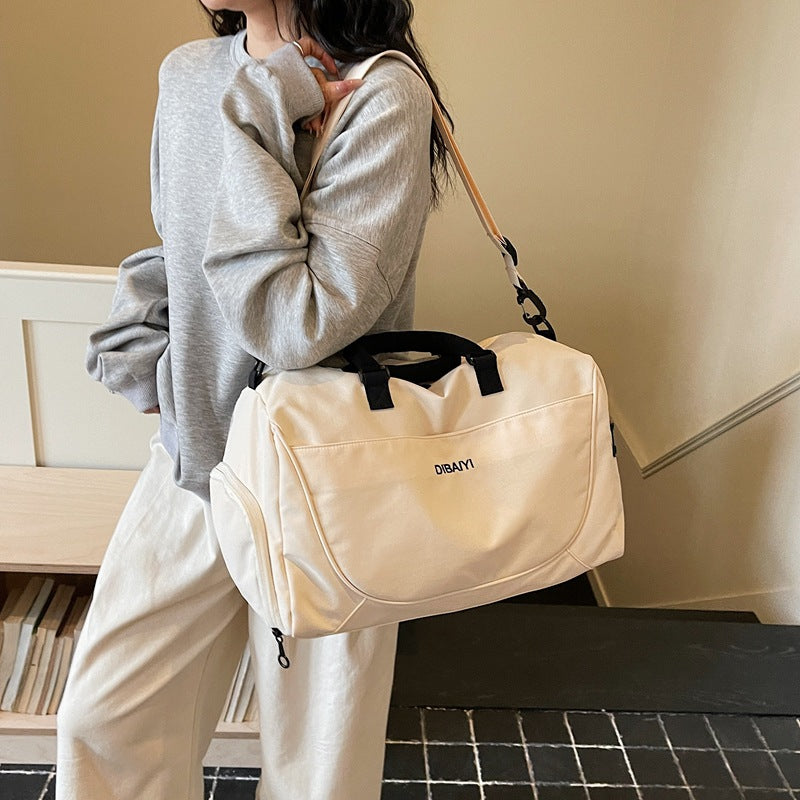 Dame Sportslig Duffle Bag med justerbart bæresystem Skanto