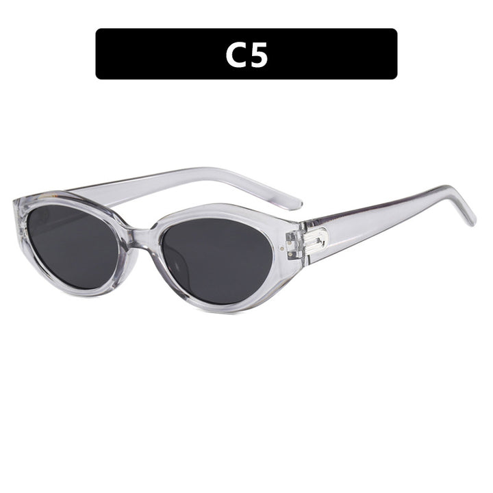 Dame Cat-Eye solbriller med elegant plastisk ramme Skanto